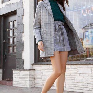 Vintage-inspired Houndstooth Plaid Blazer